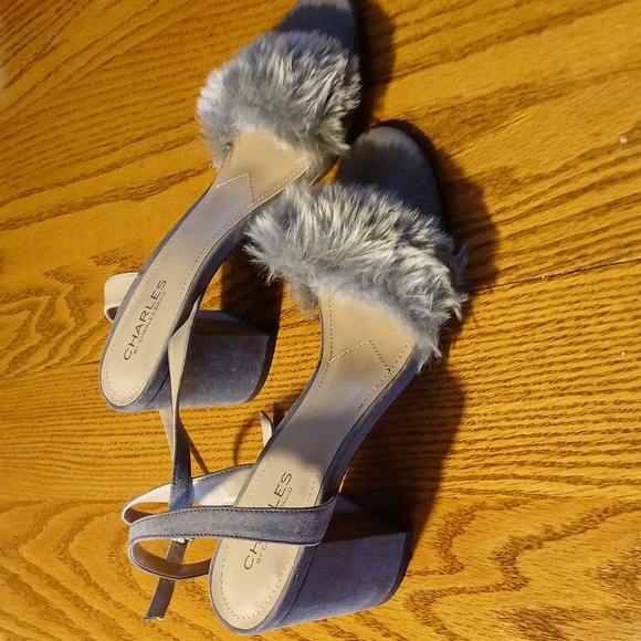Furry dress sandals - Picture 2 of 4